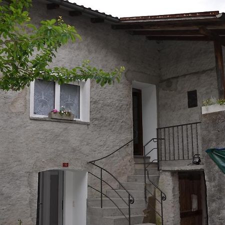 Ca Da La Nona Hotel Cavigliano Buitenkant foto